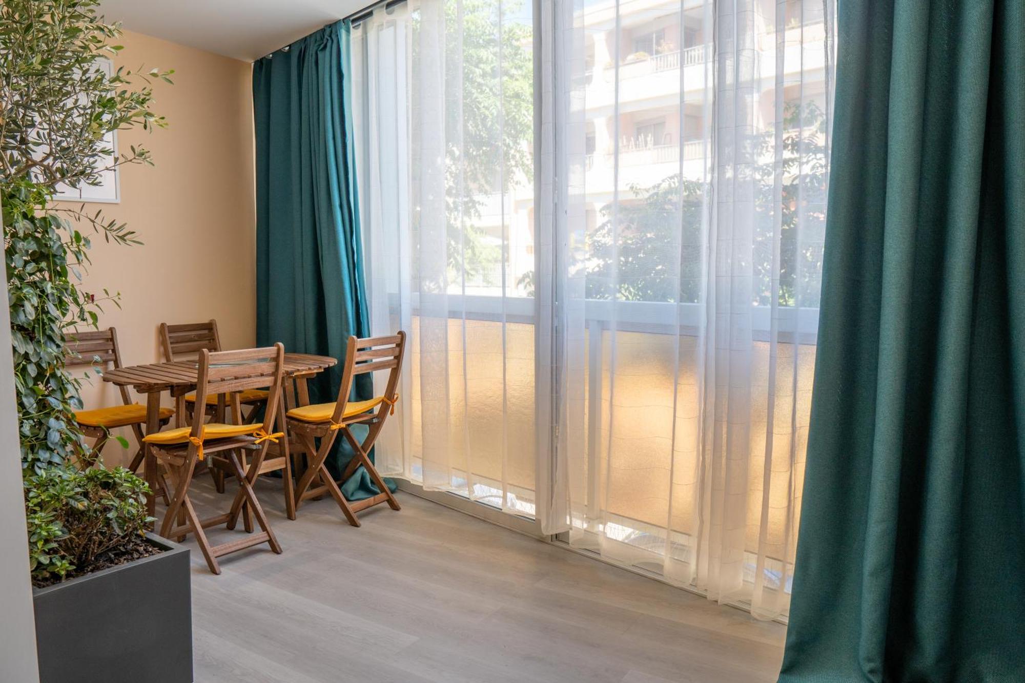 T2! 3 Ou 4 Personnes Centre Ville Neuf Avec Garage Sanary-sur-Mer Ngoại thất bức ảnh